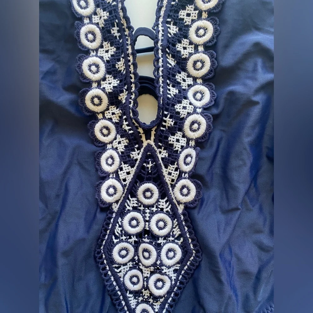 One Piece Navy‎ Blue Plunge Front Embroidered Low Back Halter Swimsuit Size M